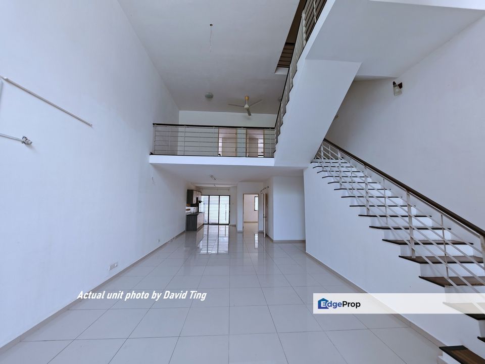 3 Storey House Gated Guarded Facing North Basic Unit Super Value Buy Dale Lake Fields Sungai Besi Kuala Lumpur, Kuala Lumpur, Sungai Besi