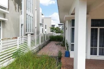 Seksyen 6, Bandar Country Homes