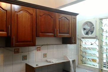 Seksyen 1, Bandar Country Homes