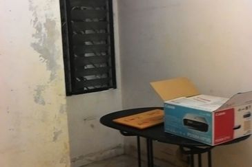 Seksyen 1, Bandar Country Homes