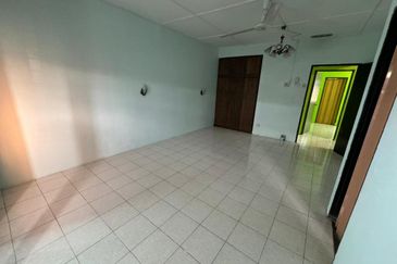 Seksyen 4, Bandar Country Homes