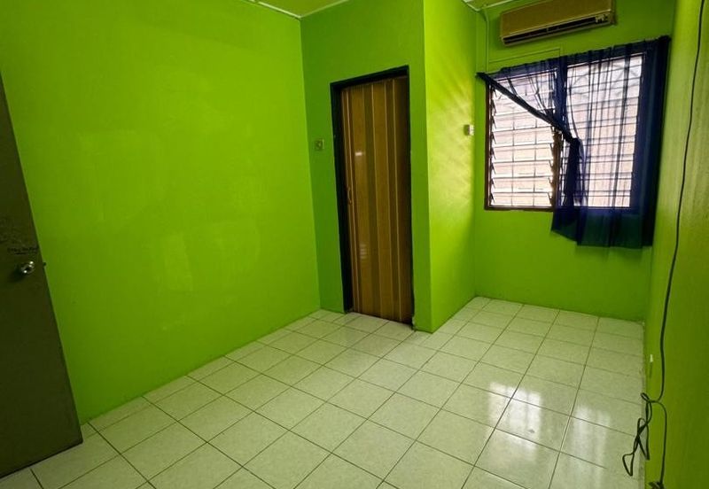 Seksyen 4, Bandar Country Homes