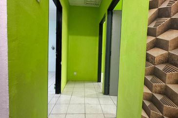 Seksyen 4, Bandar Country Homes