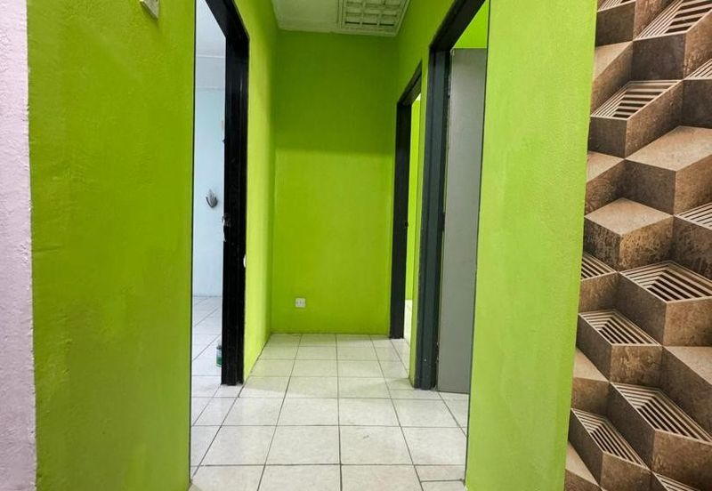 Seksyen 4, Bandar Country Homes