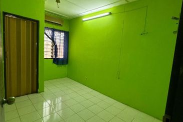 Seksyen 4, Bandar Country Homes