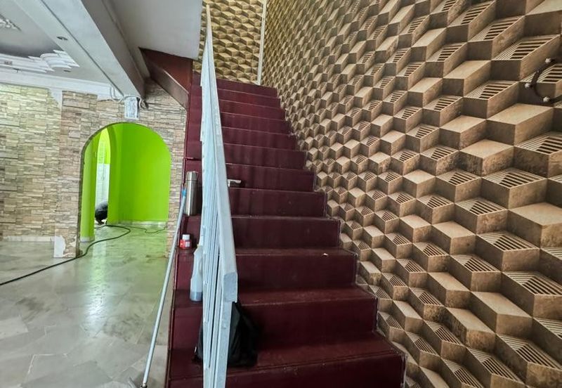 Seksyen 4, Bandar Country Homes