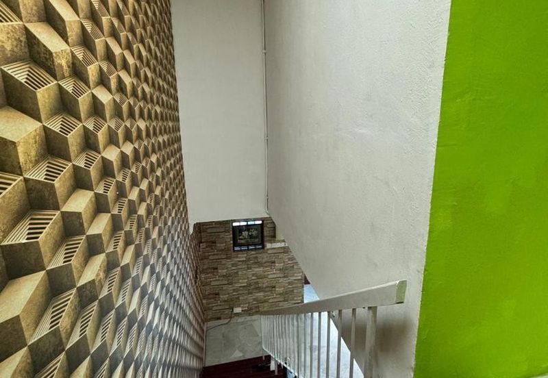 Seksyen 4, Bandar Country Homes