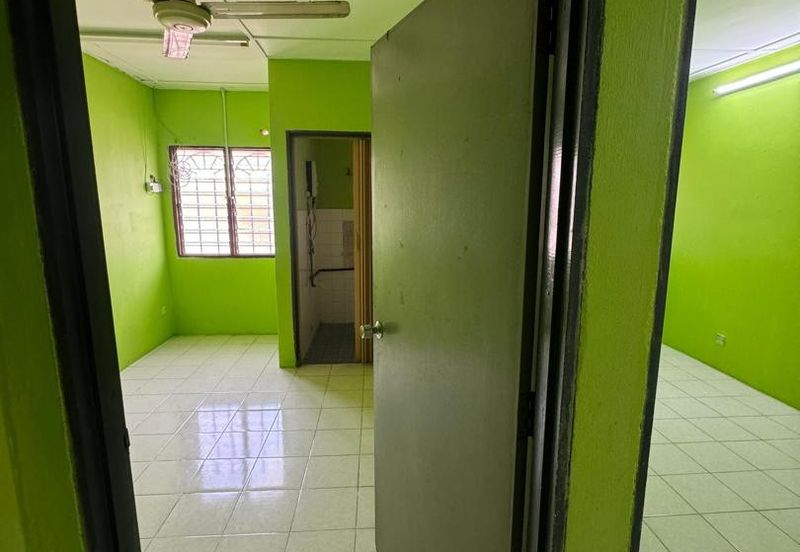 Seksyen 4, Bandar Country Homes