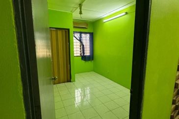 Seksyen 4, Bandar Country Homes