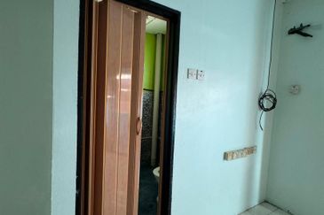 Seksyen 4, Bandar Country Homes