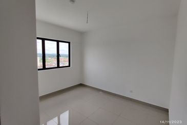 Avia Plus Apartment, Bandar Country Homes