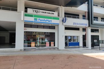 Avia Plus Apartment, Bandar Country Homes