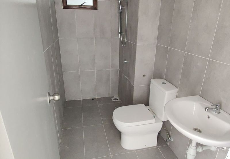 Avia Plus Apartment, Bandar Country Homes