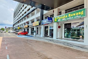 Avia Plus Apartment, Bandar Country Homes