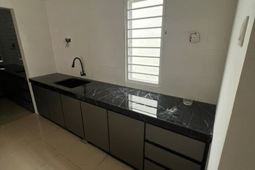 Seksyen 6, Bandar Country Homes