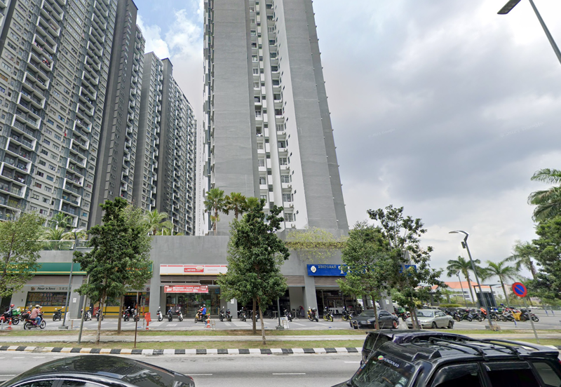 Season Garden Shop For Sale