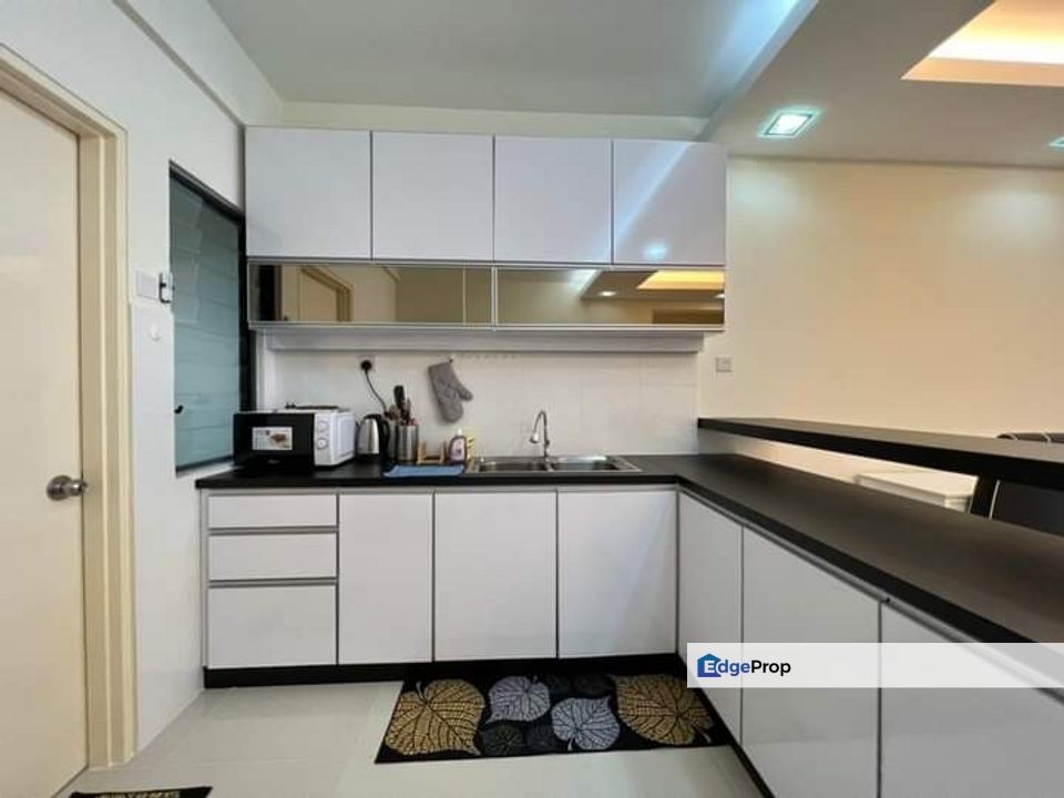 Setia Walk Puchong Corner High Level Unit , Selangor, Puchong