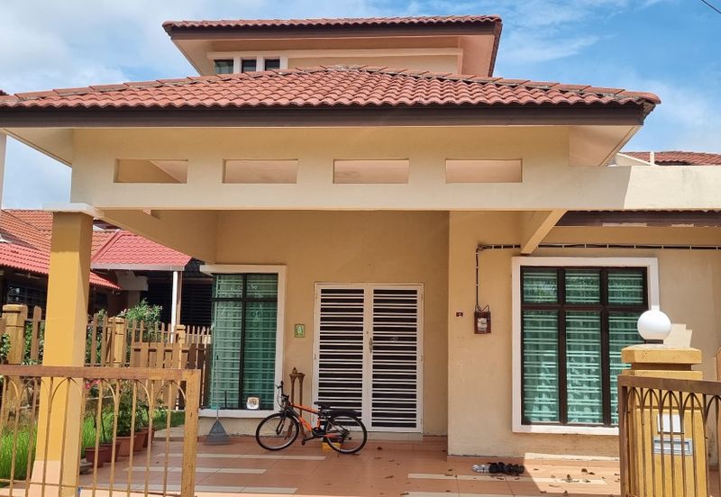 Rumah berkembar 1 tingkat Bukit Katil, Melaka