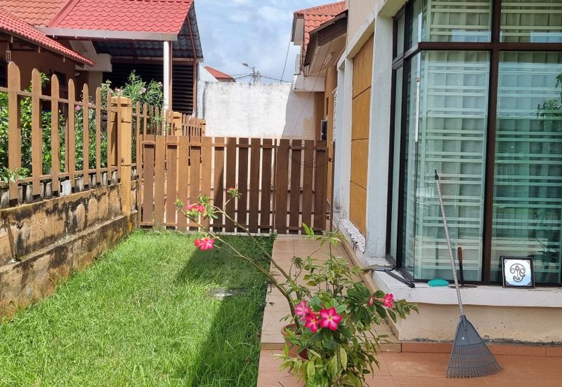 Rumah berkembar 1 tingkat Bukit Katil, Melaka