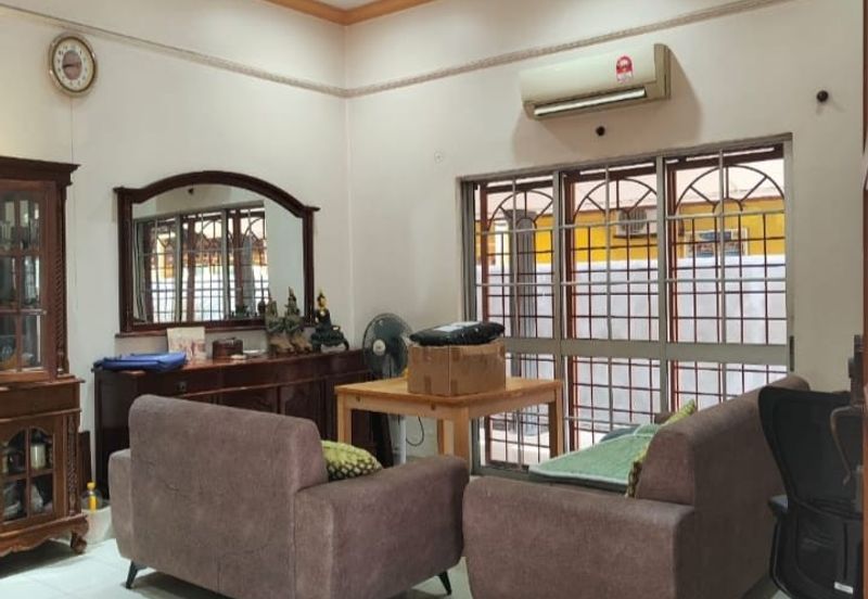 Petaling Jaya Section 1, Bangalow 