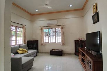 Petaling Jaya Section 1, Bangalow 