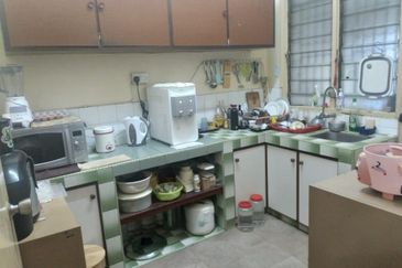 Double Sty terrace @ SS 1 