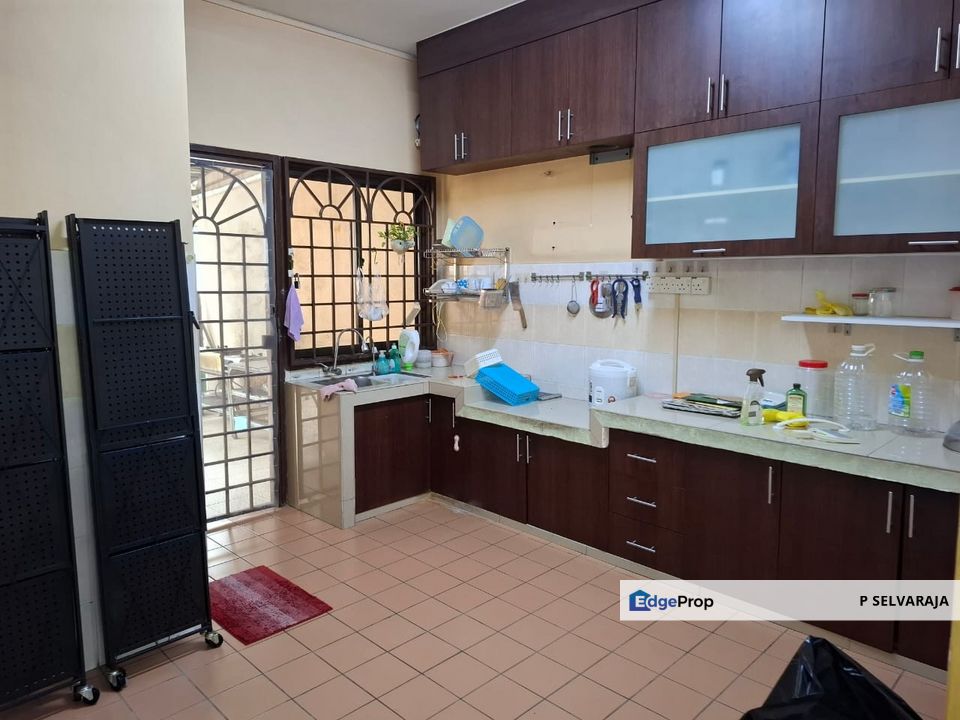 Tmn Puta Prima Corner Phase 2A - 2 Sty Terrace House, Selangor, Puchong