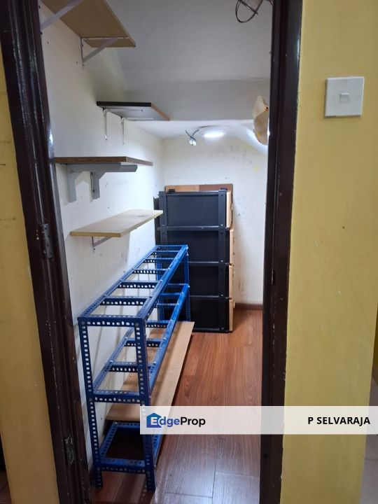 Tmn Puta Prima Corner Phase 2A - 2 Sty Terrace House, Selangor, Puchong