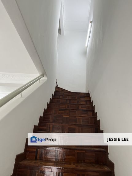 Well maintained double storey house at USJ 14 for sale, Selangor, USJ