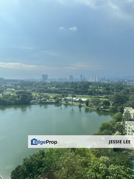 Lake facing corner 4 bedrooms Condo for rental, Selangor, Subang Jaya