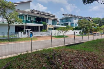 Below-market price: large corner lot double-storey terrace home for sale