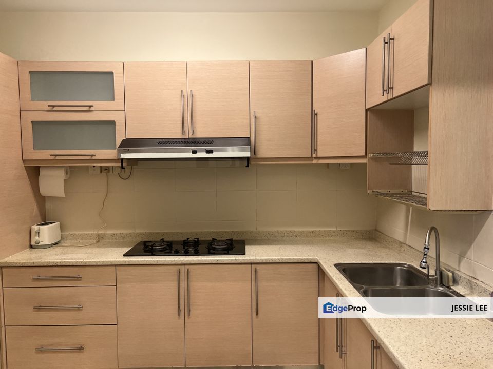 Tastefully furnished 2 bedrooms Condo at Boulevard Subbang Jaya, Selangor, Subang Jaya