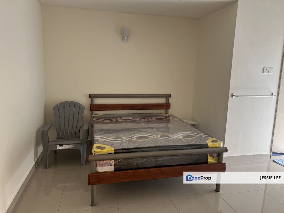 Tastefully furnished 2 bedrooms Condo at Boulevard Subbang Jaya, Selangor, Subang Jaya