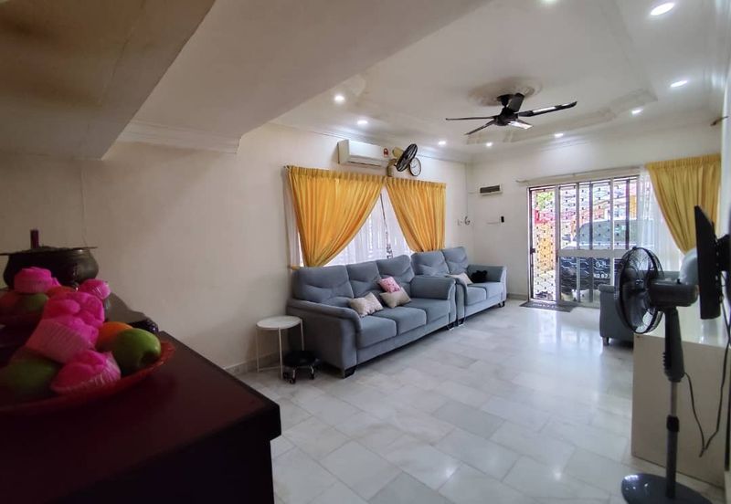 Taman Kepong (Kepong Garden)