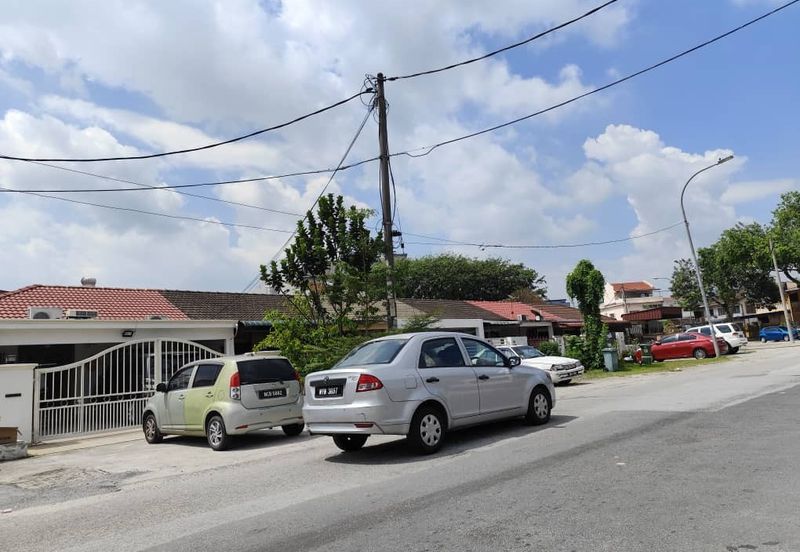 Taman Kepong (Kepong Garden)