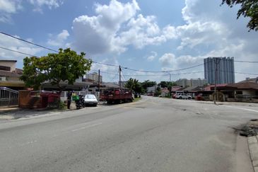 Taman Kepong (Kepong Garden)