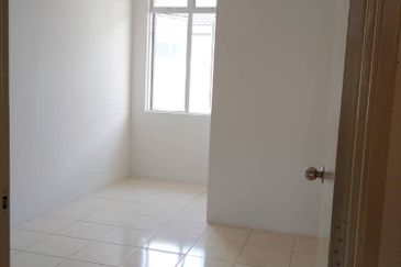 [ Completed Unit ] 2-Storey Terrace House Banting