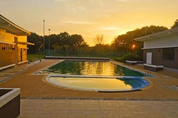 [ Completed Unit ] 2-Storey Terrace House Banting