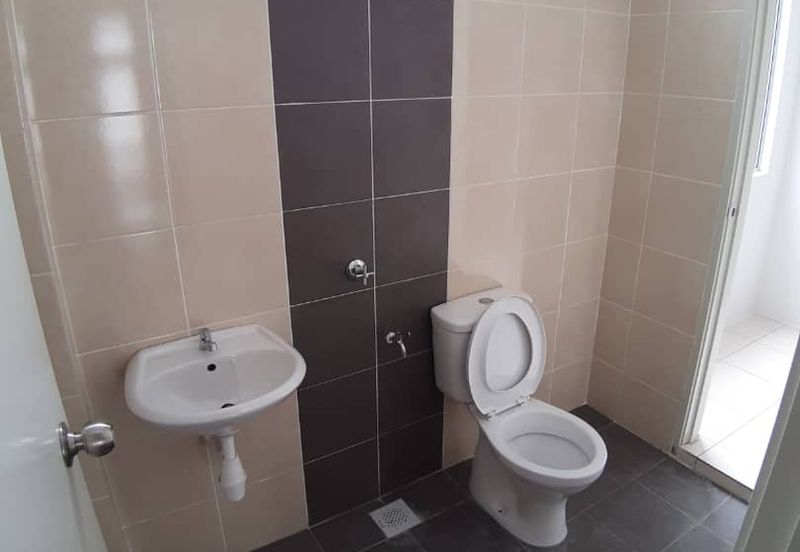 [ Completed Unit ] 2-Storey Terrace House Banting