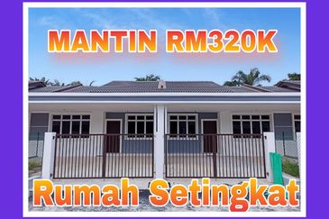 [ MURAH MANTIN RUMAH ] Single Storey Teres 1 tingkat Nilai, Beranang