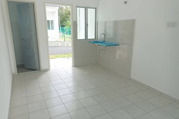  Corner Brand New Completed 2-Storey House Mantin, Pajam, Nilai, Lekas Highway