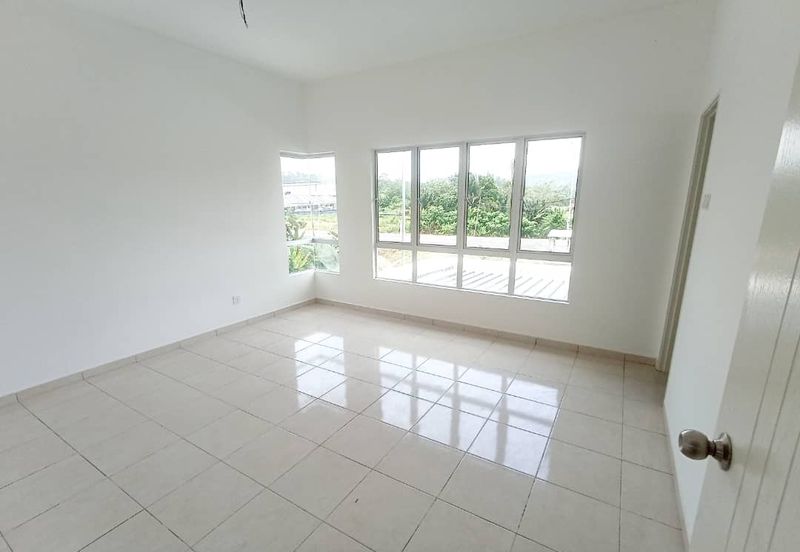  Corner Brand New Completed 2-Storey House Mantin, Pajam, Nilai, Lekas Highway