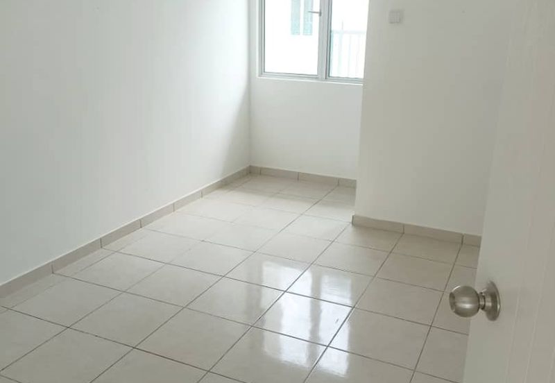  Corner Brand New Completed 2-Storey House Mantin, Pajam, Nilai, Lekas Highway