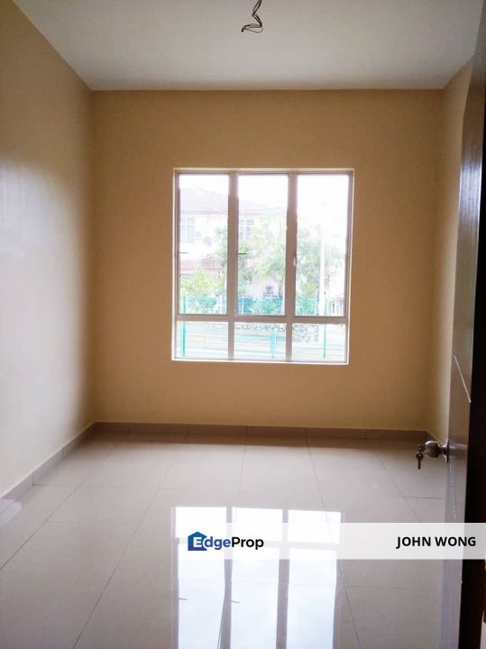 Banting,Olak Lempit, Bandar Mahkota Banting,Sungai Manggis,Jenjarom,Telok Panglima Garang,Bukit Changgang,Dengkil, Kanchong Darat,Morib,Telok Datok,, Selangor, Banting