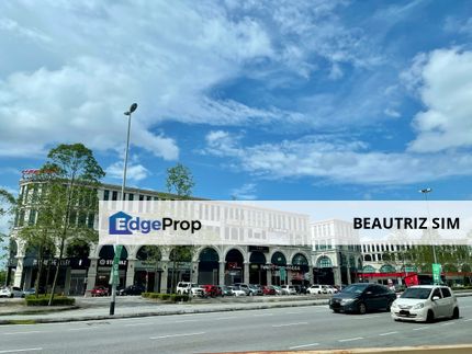 2 units connecting shophouses opposite Vivacity , Sarawak, Kuching