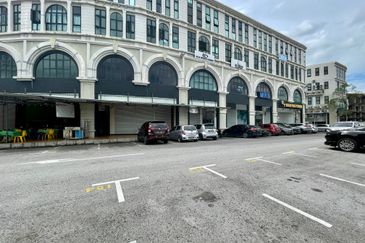 2 units connecting shophouses opposite Vivacity 