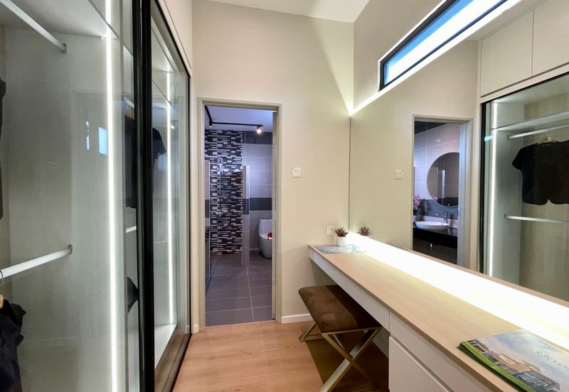 Eleven Residence, Stampin Tengah Kuching 