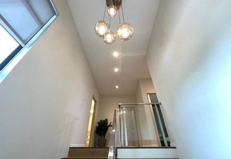 Eleven Residence, Stampin Tengah Kuching 