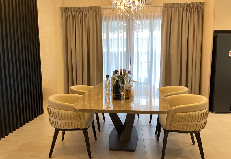 Eleven Residence, Stampin Tengah Kuching 