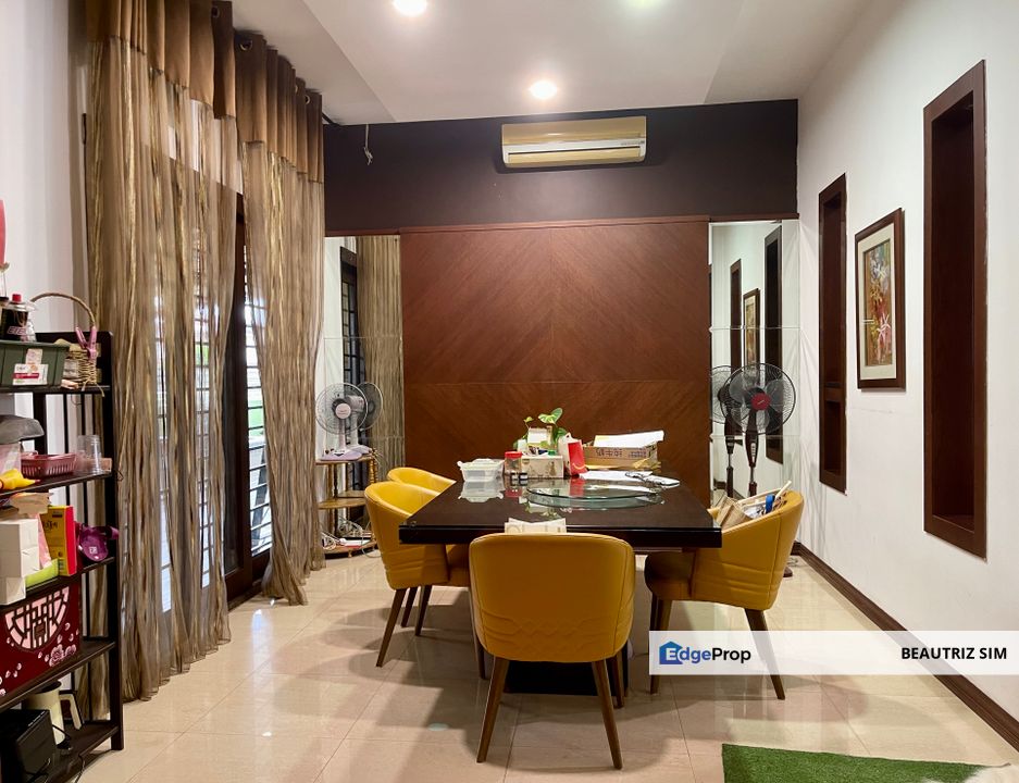  2-storey Bungalow, Jalan Kapor, Stapok Kuching, Sarawak, Kuching